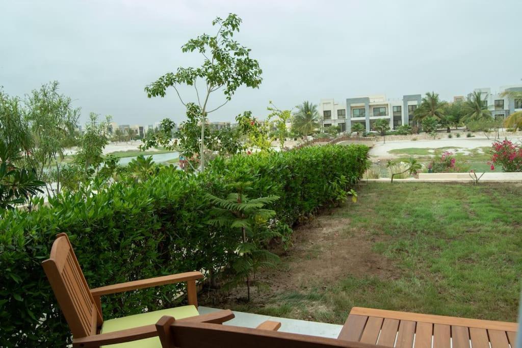 Stylish Townhouse Retreat In The Heart Of Salalah By Bespoke Holiday Homes Taqah Exterior photo